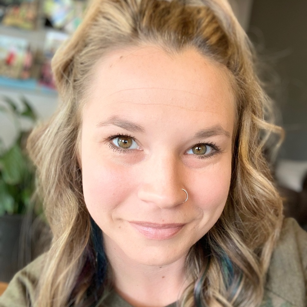 Meet your Posher, Lauren